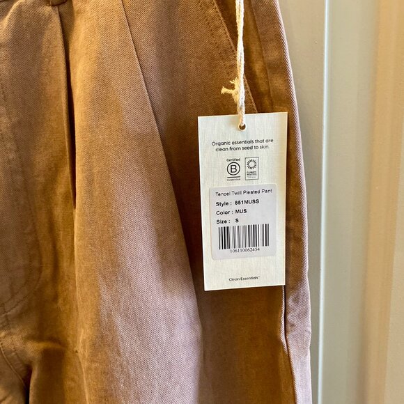 MATE The Label Tencel Twill Pleated Pant Size Small Mushroom - Picture 5 of 7